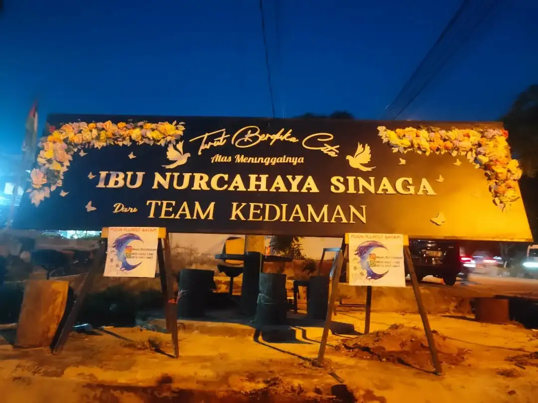 Karangan Bunga Papan Duka Cita Batam Centre